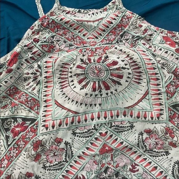 BILLABONG | Abstract Cross Strap Crop Top - Picture 2 of 4